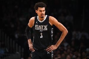 从11跃升至第5!ESPN新赛季前十球员中文班亚马排名提升最大
