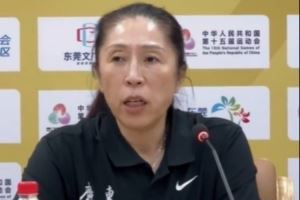 郑薇:我们每天都在进步 希望在决赛也能做得更好