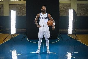 欧文谈上赛季:我认为我是TOP15的球员 我一直在证明自己