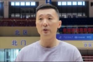 刘炜:全队进行了球性练习 不能遇到压迫防守就抱着球形成死球