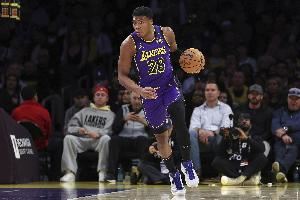 手太凉了!八村塁12中3低效拿到11分3板2断