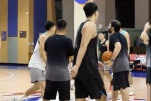 福建男篮最新训练视频:保持勤奋!